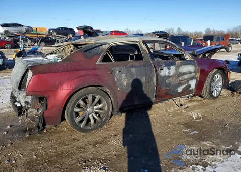 2019 Chrysler 300 Touring из США, поврежденный, VIN 2C3CCAAG4KH501465